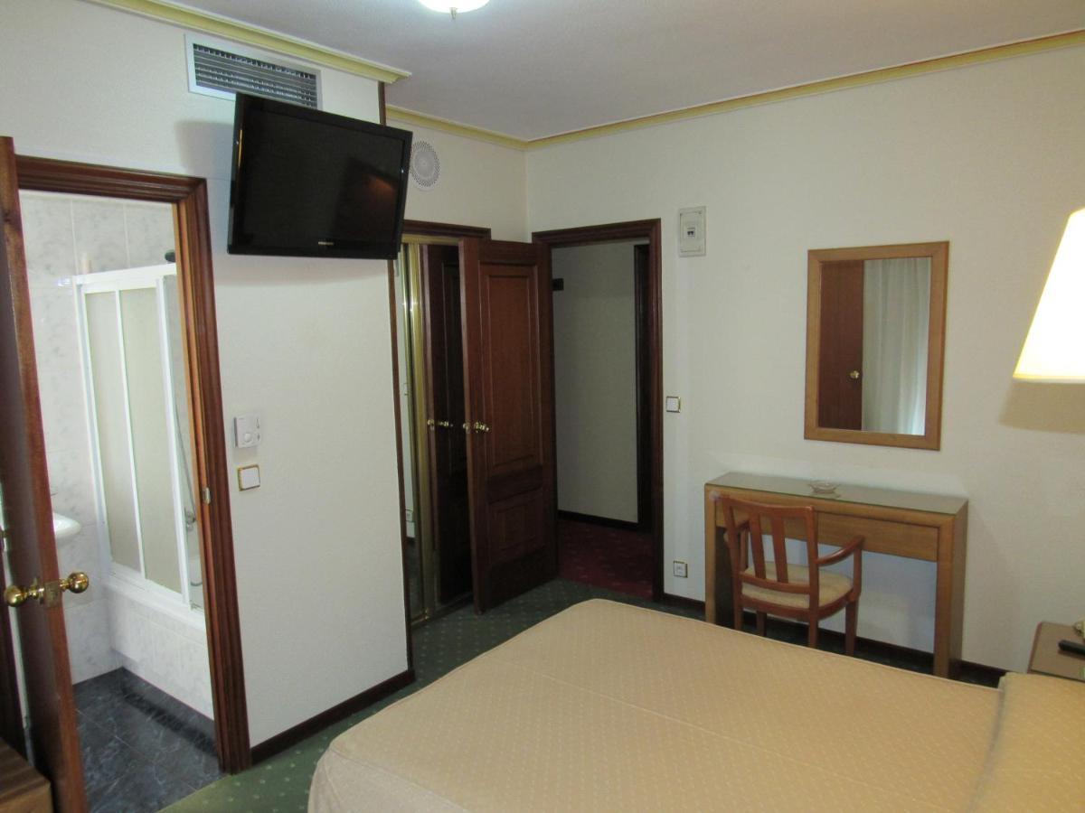 Hotel Virgen Del Camino Pontevedra Cameră foto